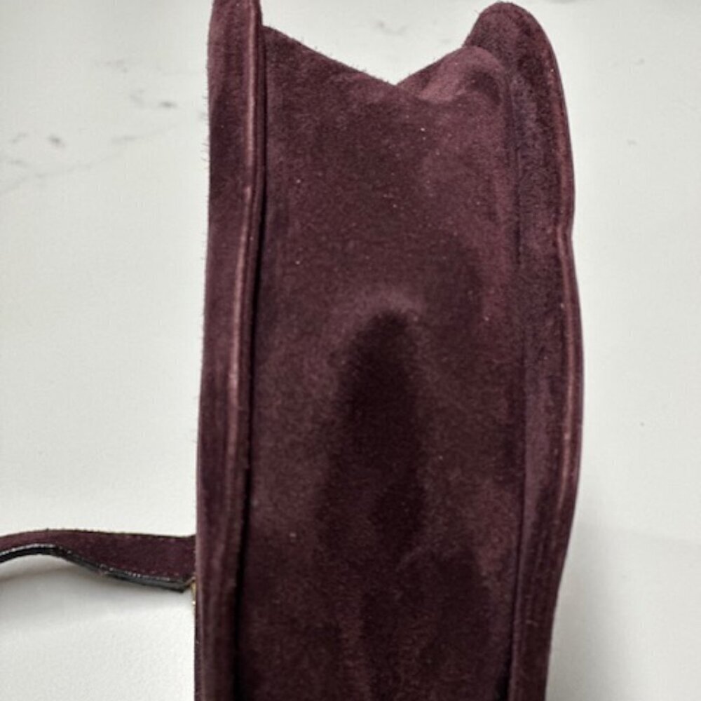 🔥🔥🔥Salvatore Ferragamo Suede Plum/Burgundy Color Crossbody/Shoulder Bag EUC! - Picture 8 of 16
